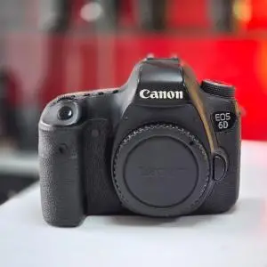 دوربین حرفه ای کانن  | Canon 6D body  دست دوم